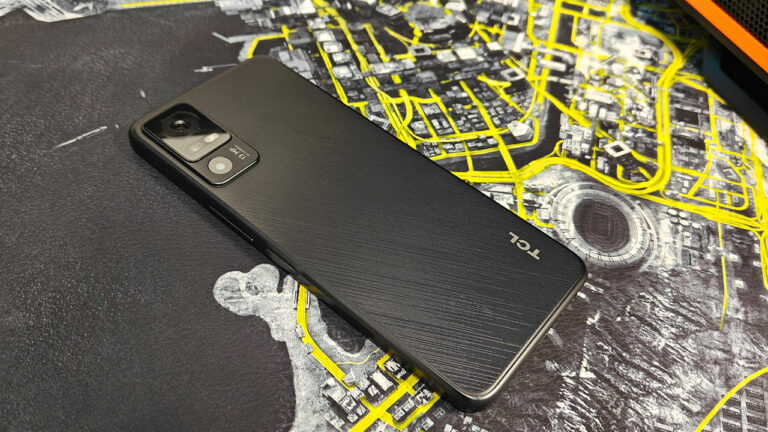 TCL 40 XE 5G Smartphone Review