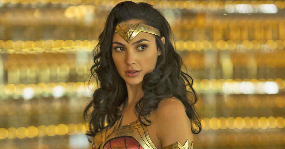 gal gadot sweetly dodges question about her future in dcu as wonder woman 001