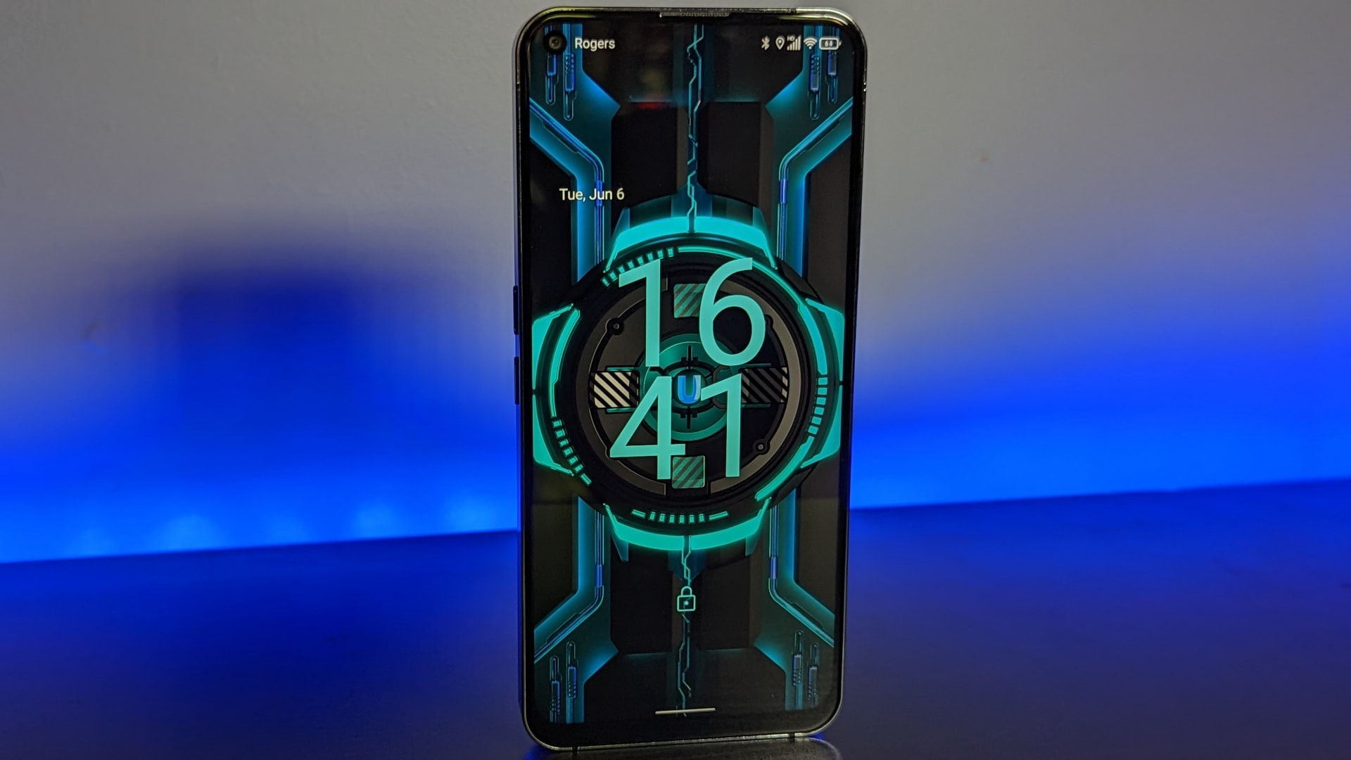 Unihertz Luna Smartphone Review
