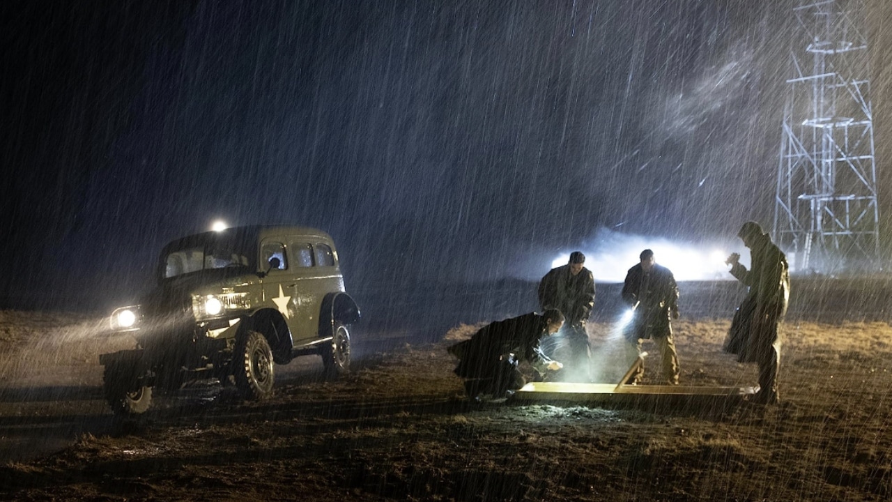 Oppenheimer (2023) Review