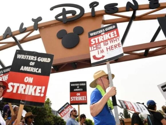 Actors Donate To SAG-AFTRA As Strike Negotiations Resume