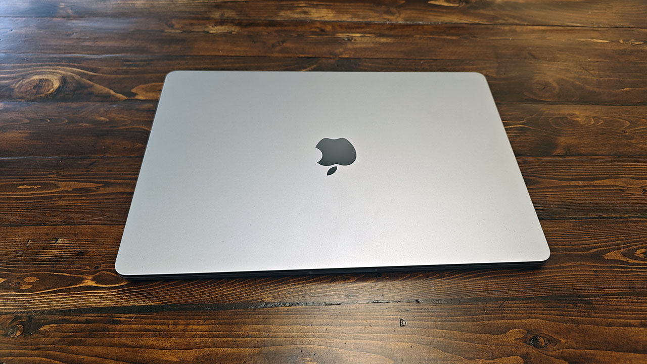 Apple Macbook Air (2023)