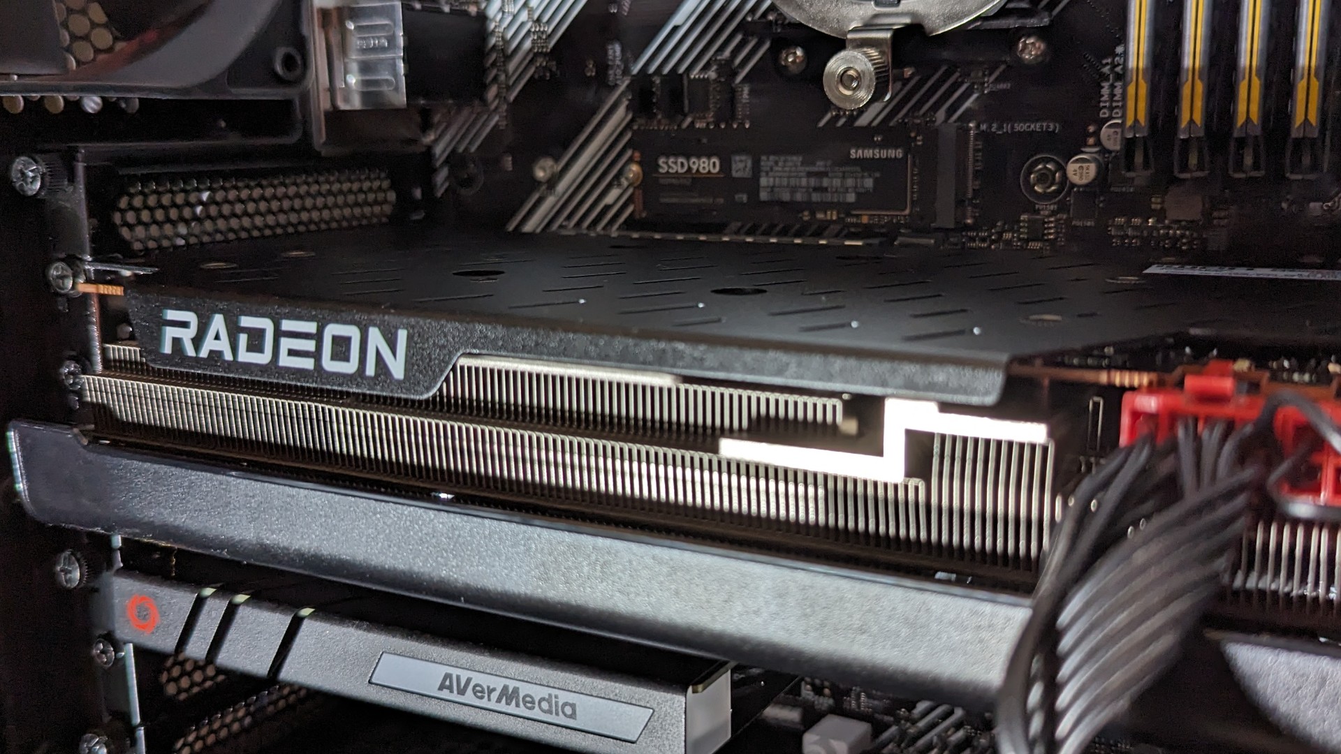 Radeon Rx 7700 Xt 12Bg Video Card Review