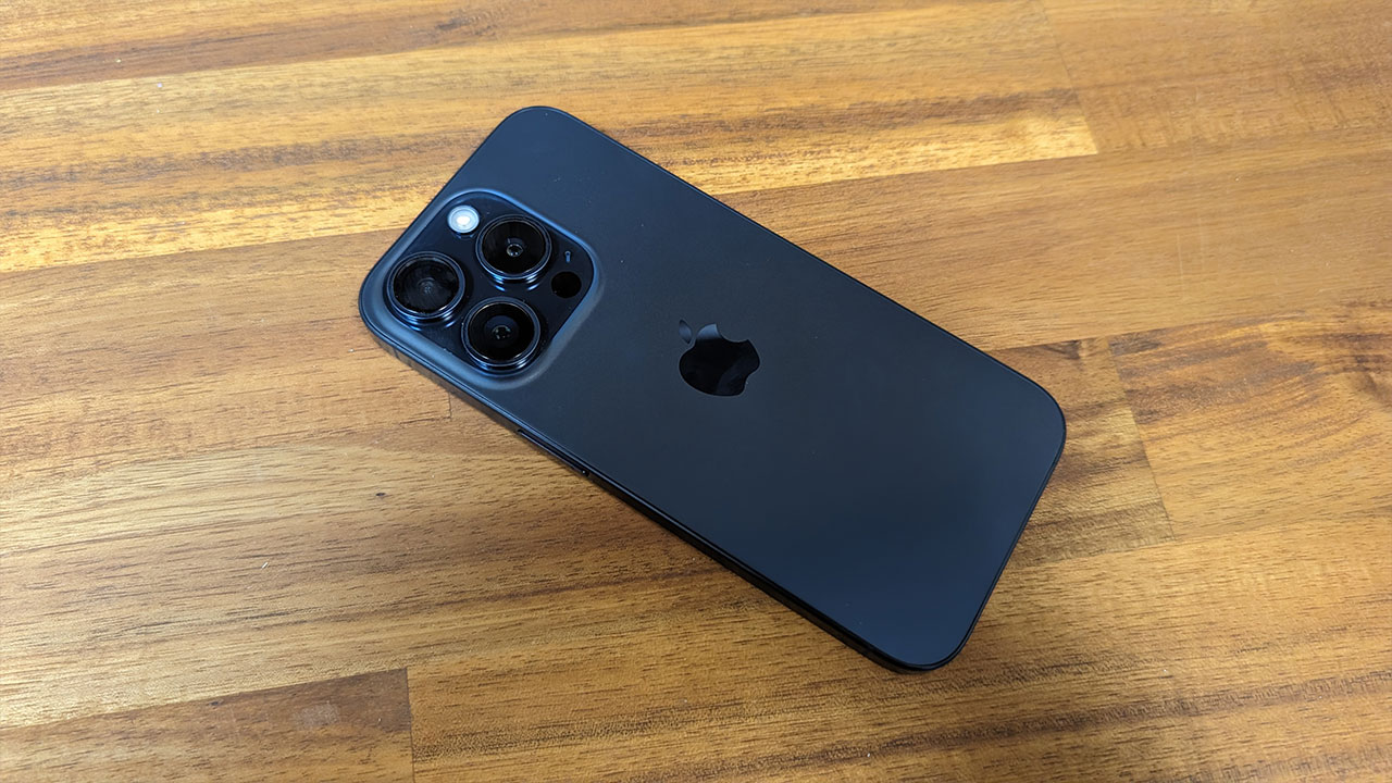 Apple iPhone 15 Pro Smartphone Review