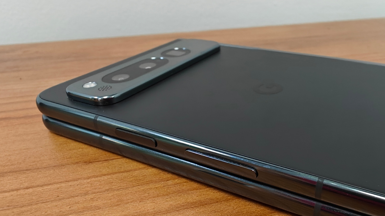 Google Pixel Fold Smartphone Review