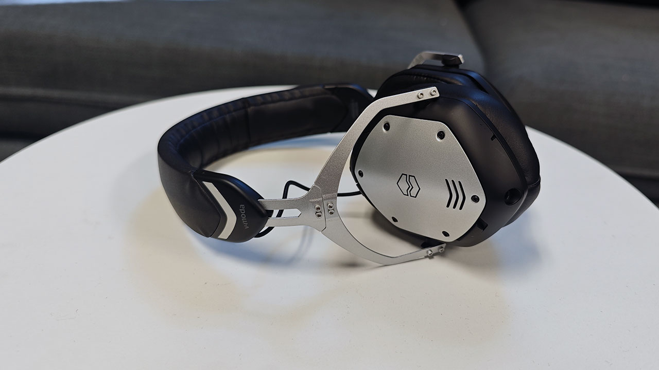 V-Moda Crossfade 3 Wireless Headphones Review V-Moda Crossfade 3 Wireless Headphones Review