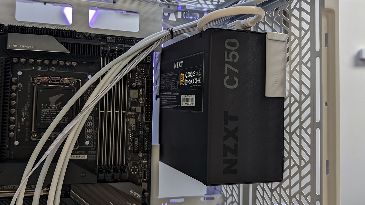 Cooler Master Qube 500 Pc Case Review