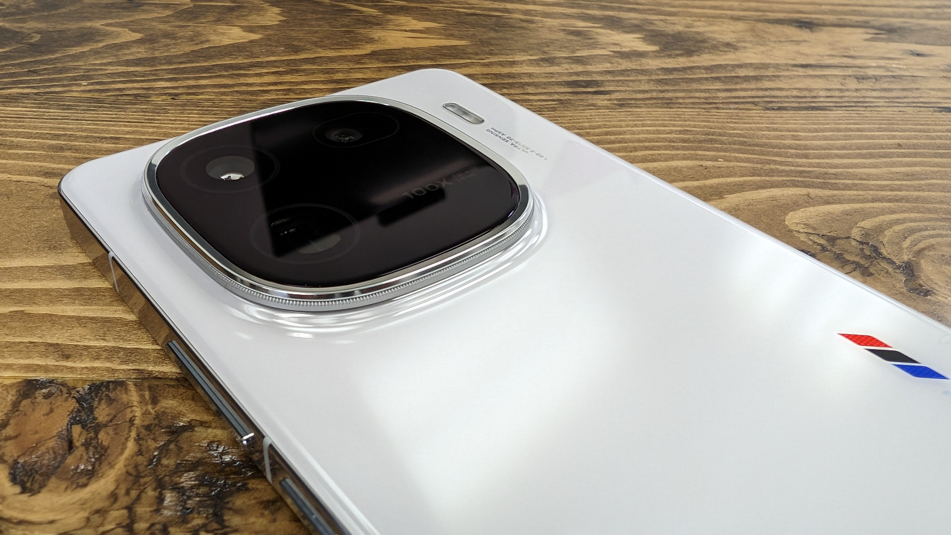 Iqoo 12 Premium Smartphone Review