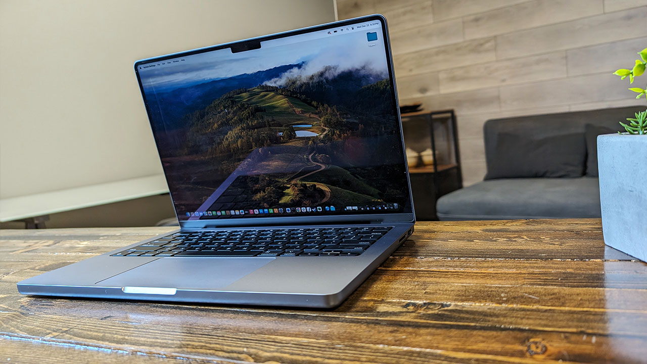 Macbook Pro 14 Inch (2023) Review