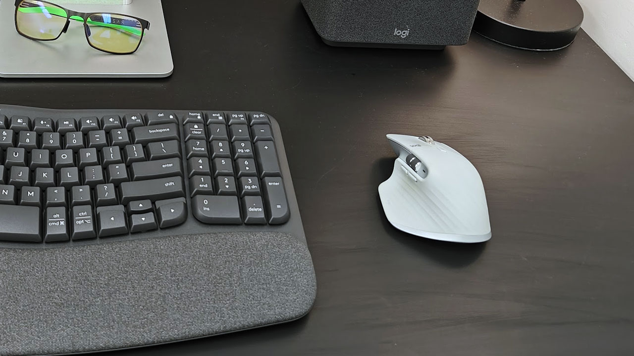 The Definitive Holiday Tech Gift Guide for 2023
