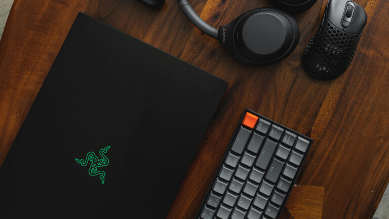 Keep Your Gaming Laptop Safe when Traveling