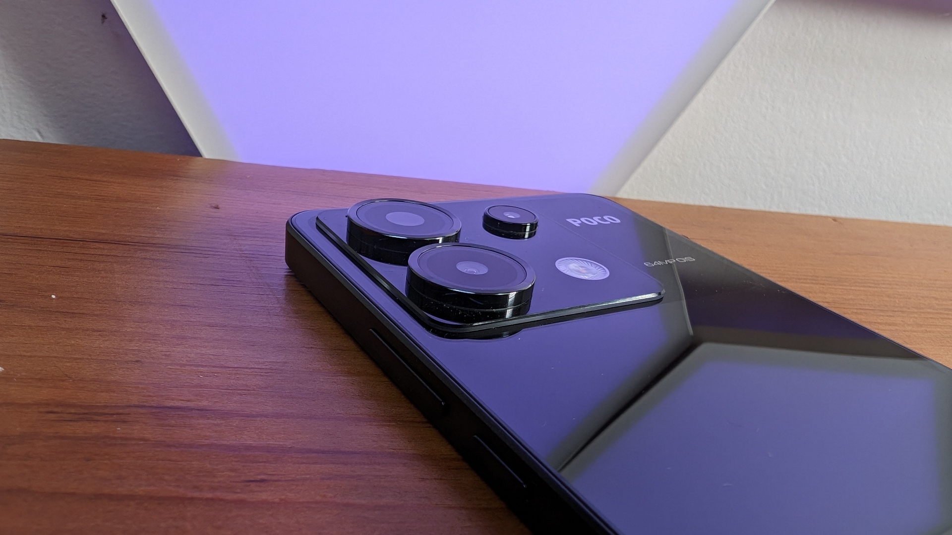 POCO X6 Smartphone Review
