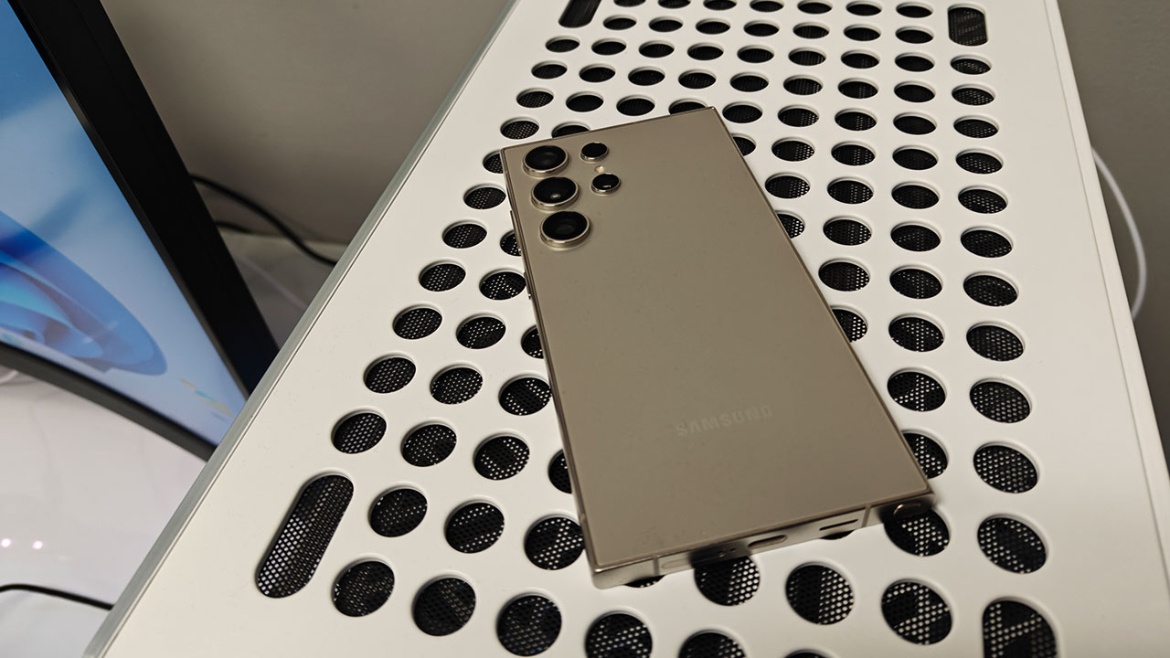 Samsung Galaxy S24 Ultra Smartphone Review