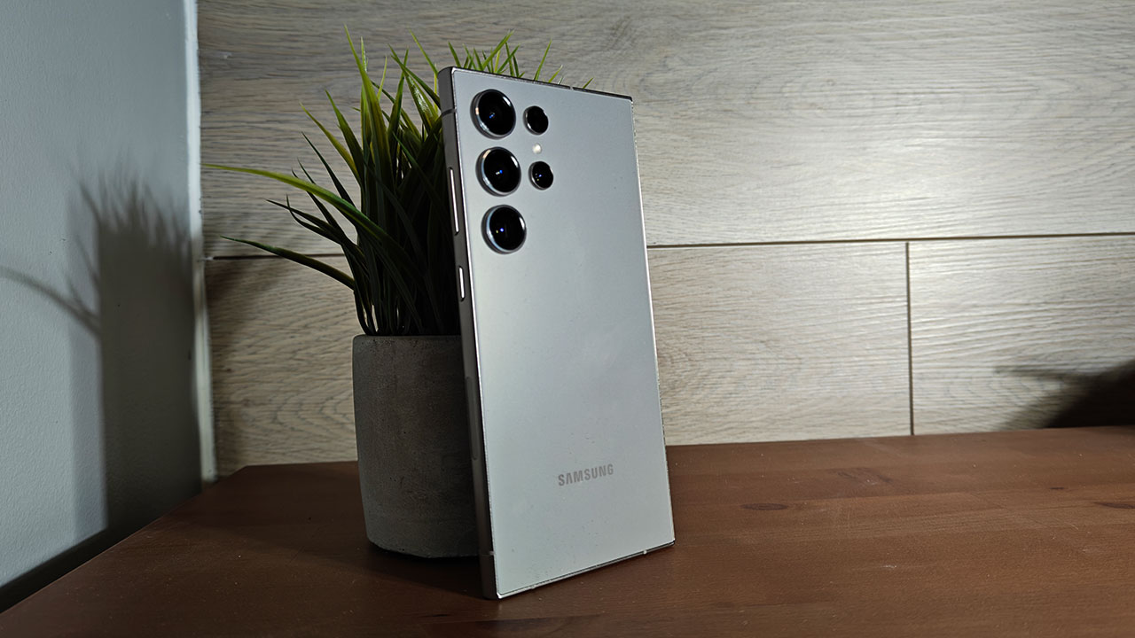 Samsung Galaxy S24 Ultra Smartphone Review