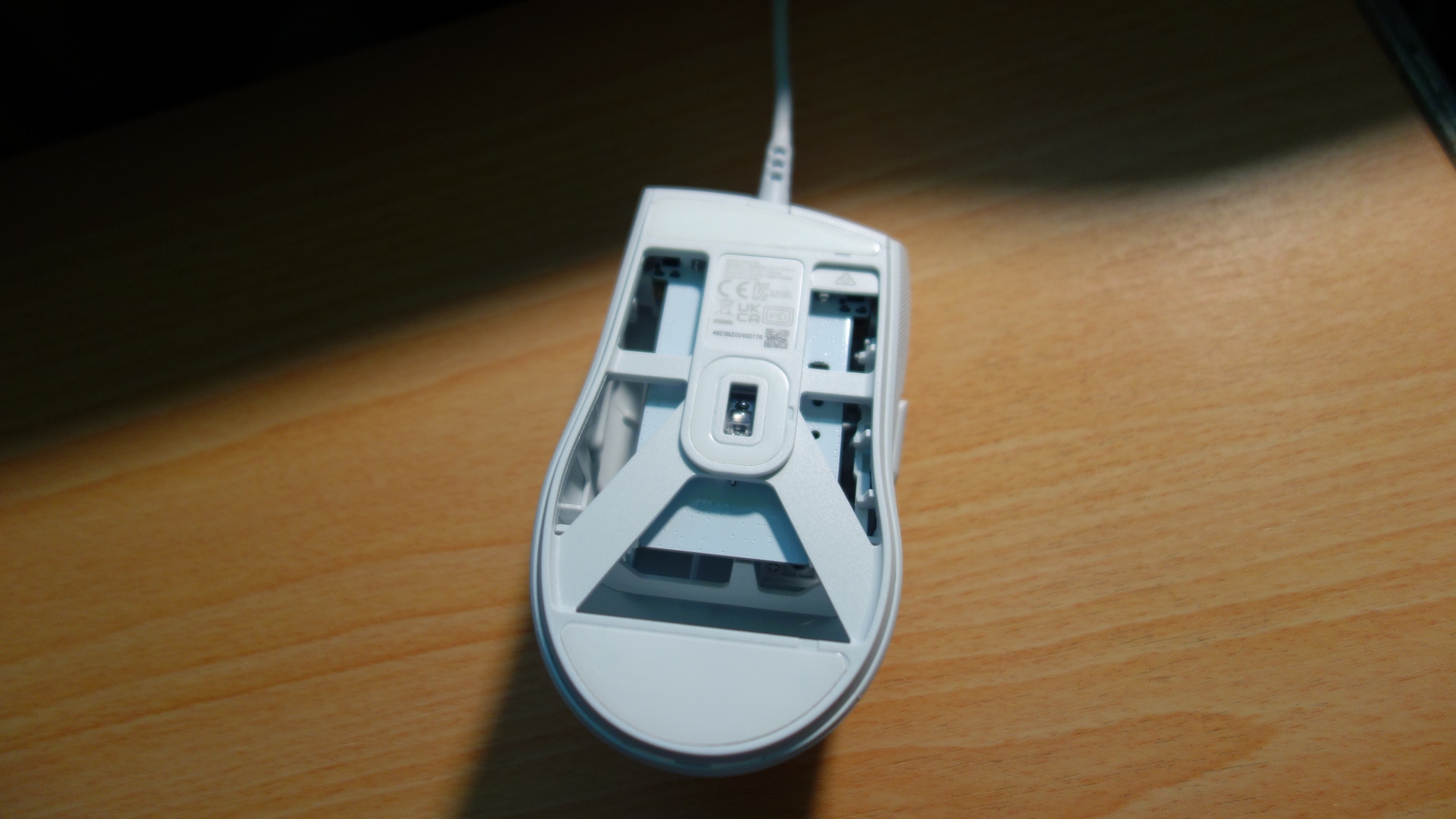 NZXT Lift 2 Ergo Mouse Review