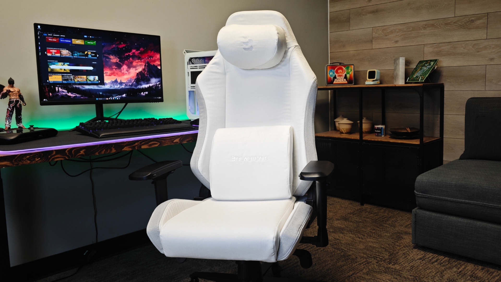 Blacklyte Athena Gaming Chair Review CGMagazine