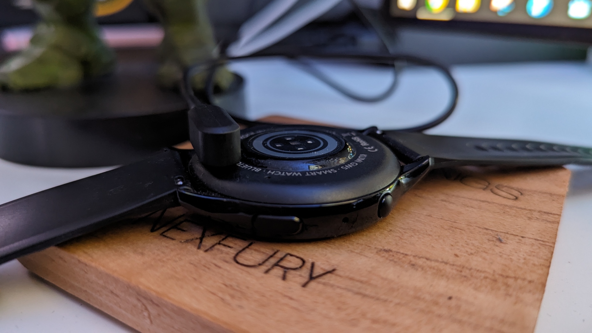 KUMI GW5 Smartwatch Review