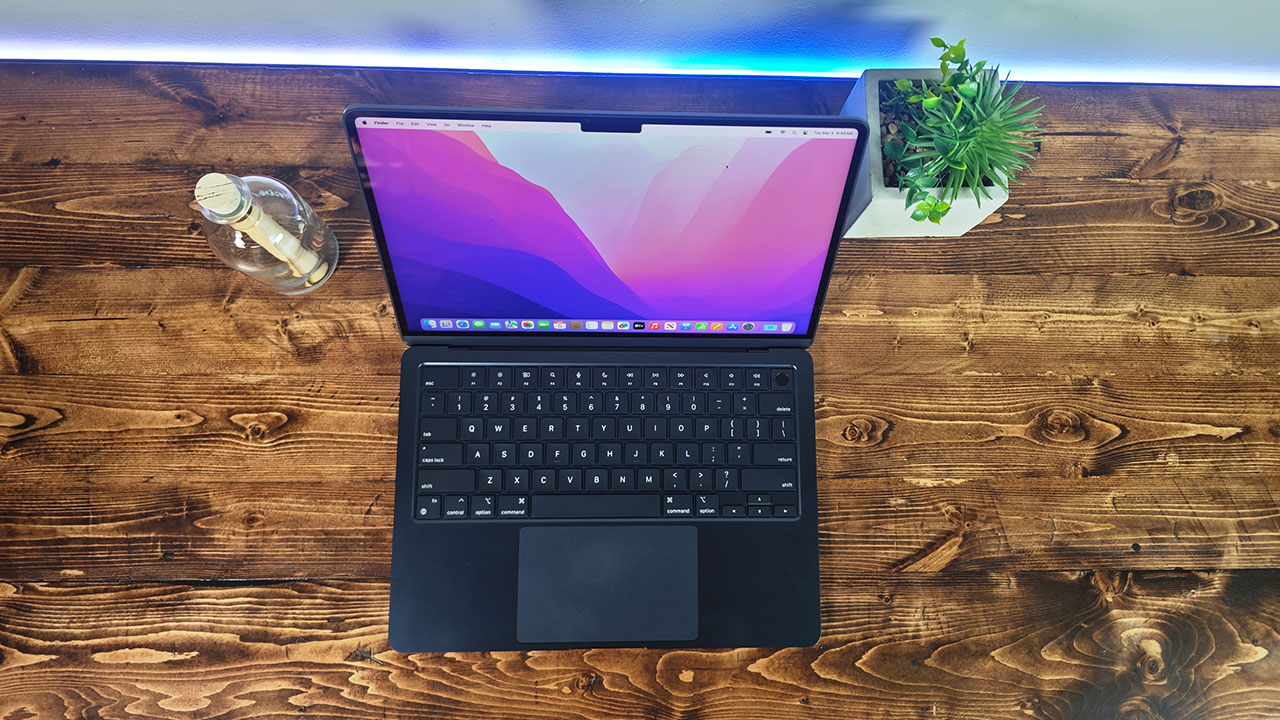 MacBook Air M3 13-inch Laptop Review