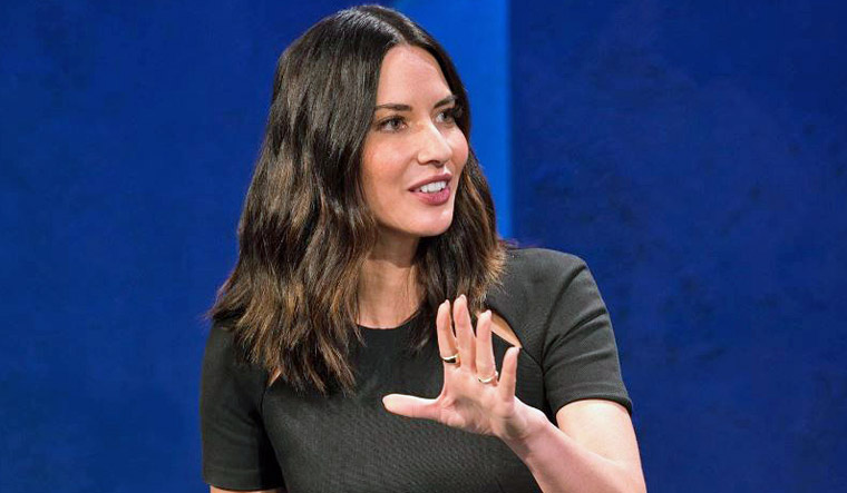 Olivia Munn Reveals Breast Cancer Diagnosis For Inspiration & Support