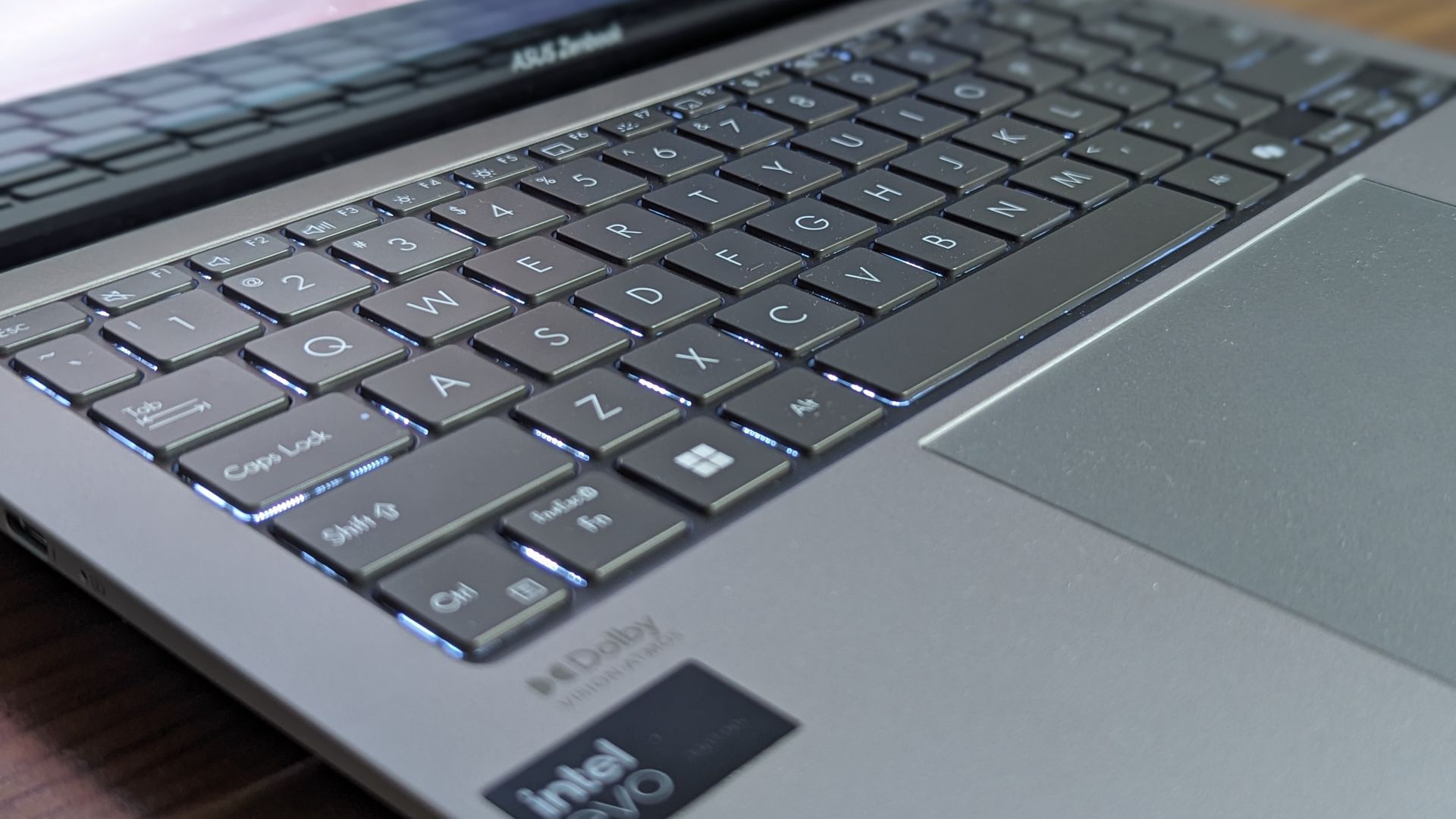 Asus Zenbook S 13 Oled Review