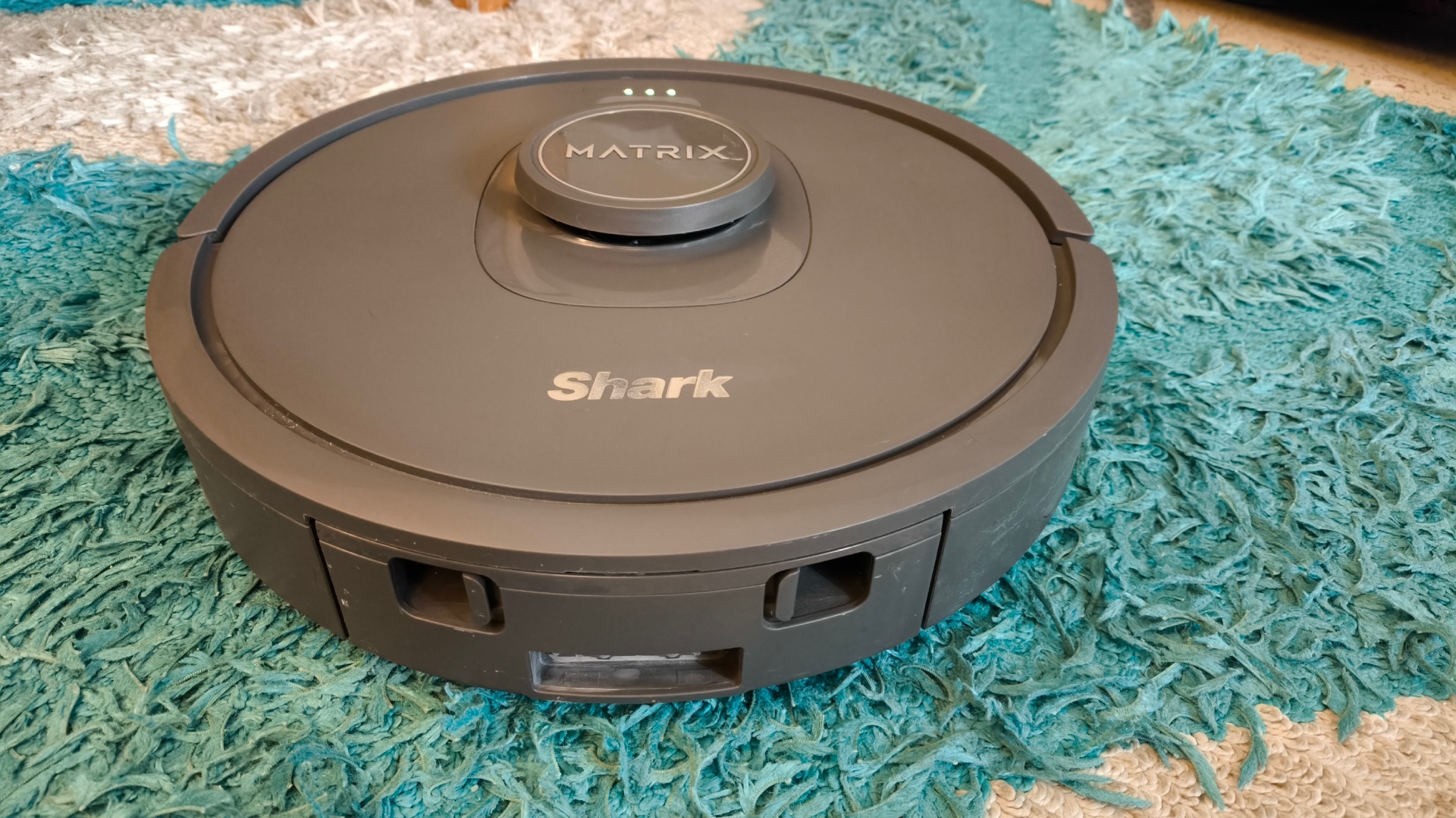 Best Robot Vacuum 2025 Shark Matrix Self-Emptying Robot Vacuum Review