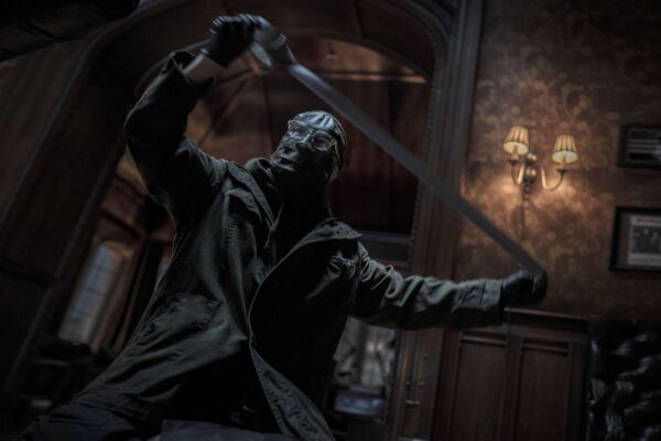 The Dark Knight Rises Co-Writer Wanted The Riddler, Not Bane, To Be The ...