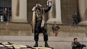 The Dark Knight Rises Co-Writer Wanted The Riddler, Not Bane, To Be The Bad Guy