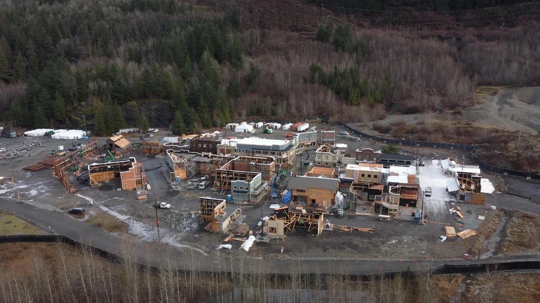 The Last Of Us Season 2 Set Teasers Bring The Hype