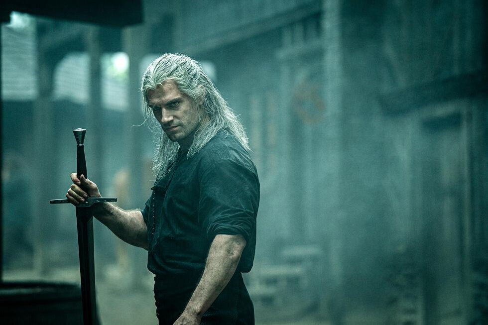 The First Look at Liam Hemsworth in The Witcher Season 4 as Geralt of Rivia Is Here