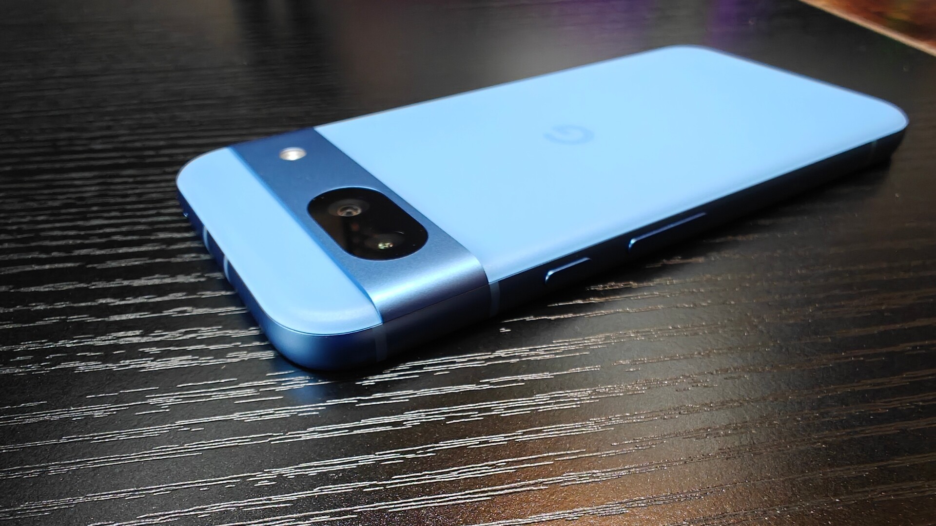 Google Pixel 8A Smartphone Review