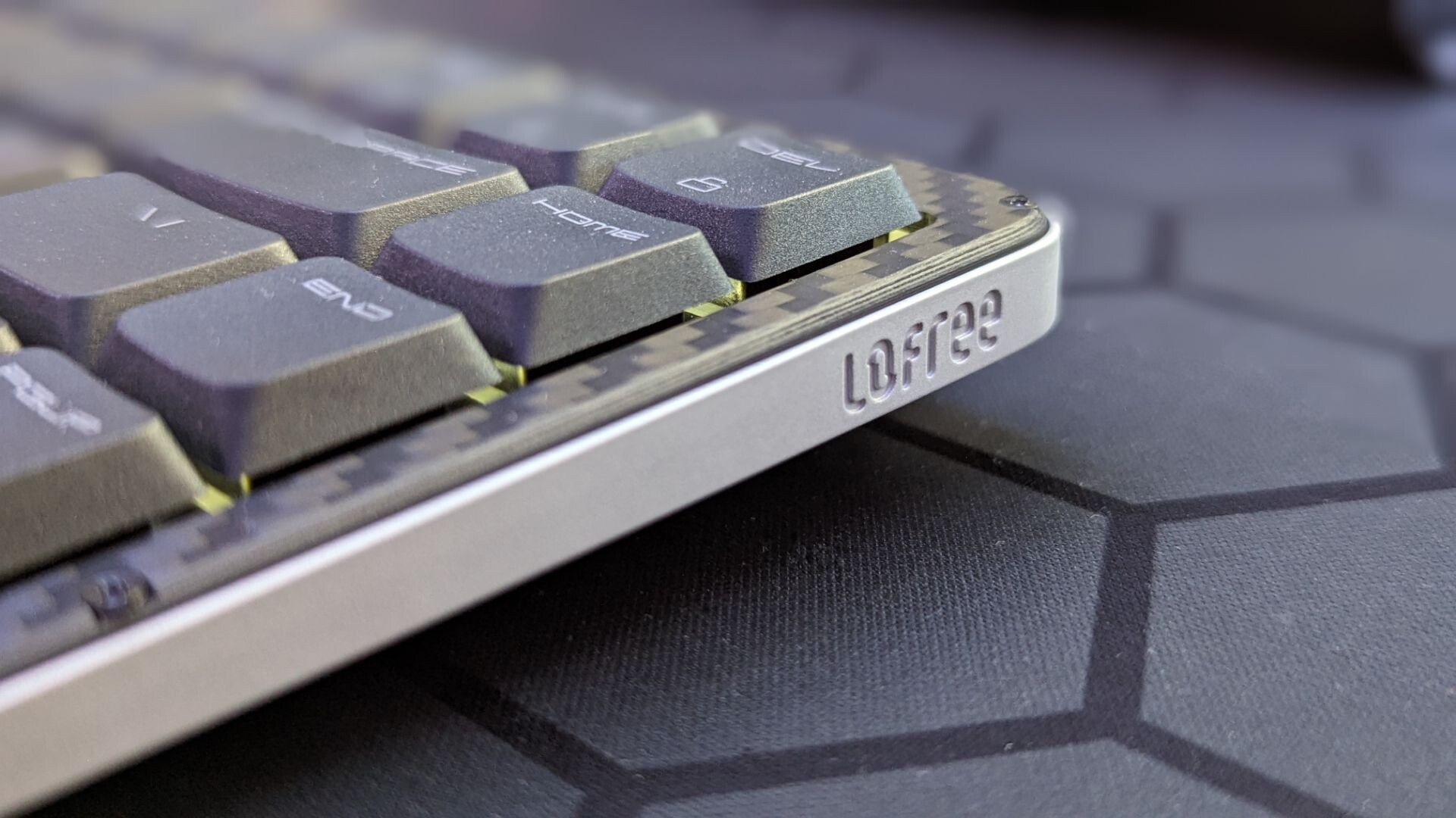 Lofree Edge Wireless Keyboard Review