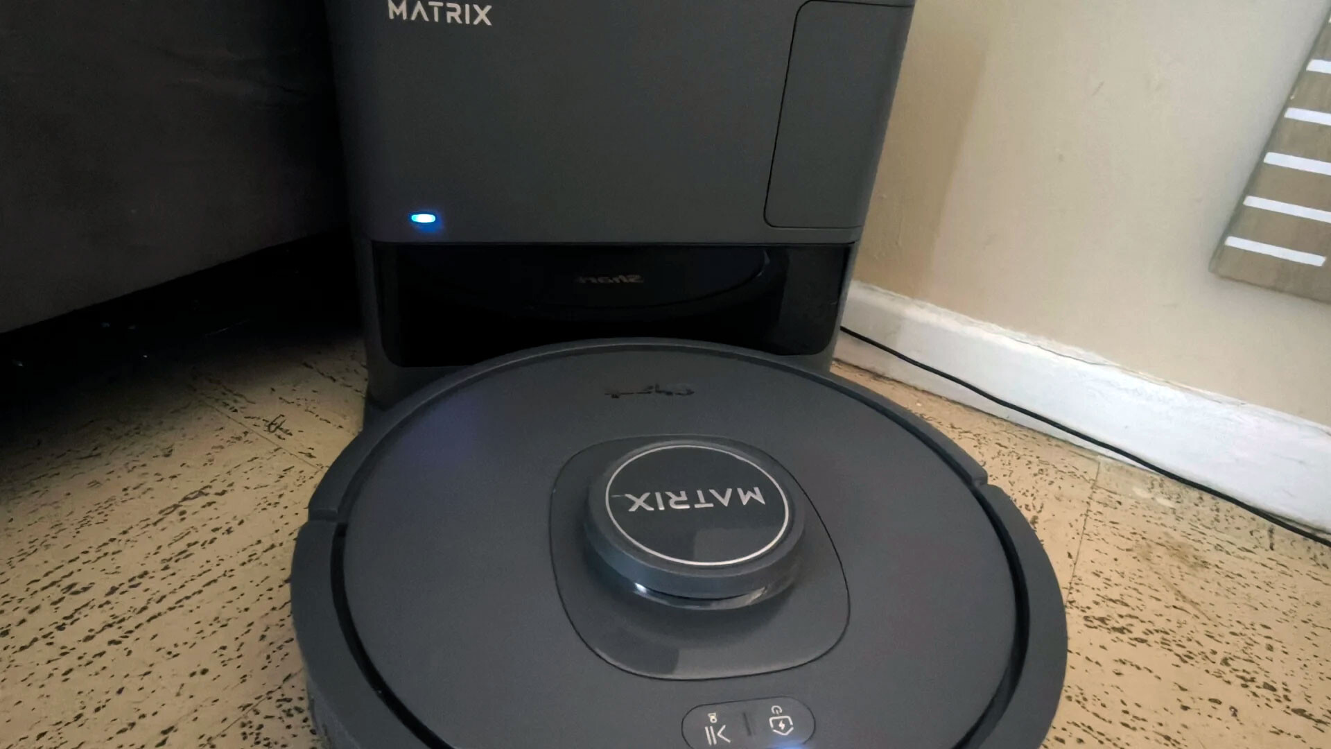 Shark Matrix Self-Emptying Robot Vacuum Review
