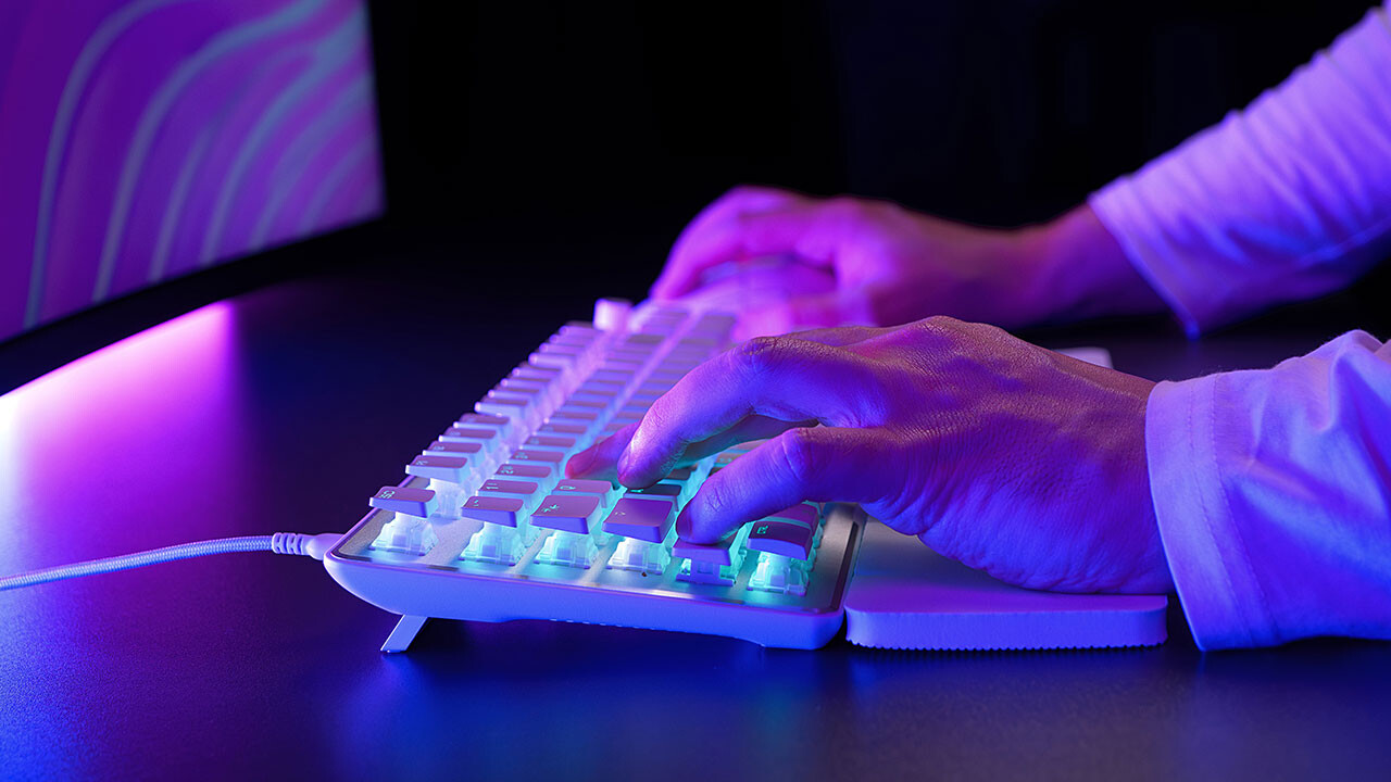 Turtle Beach Vulcan II TKL Pro Review