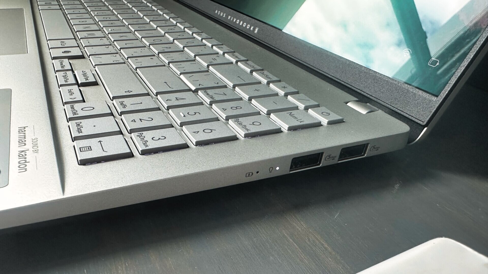 Asus Vivobook S 15 (S5507Qa) Laptop Review Asus Vivobook S 15 (S5507Qa) Review