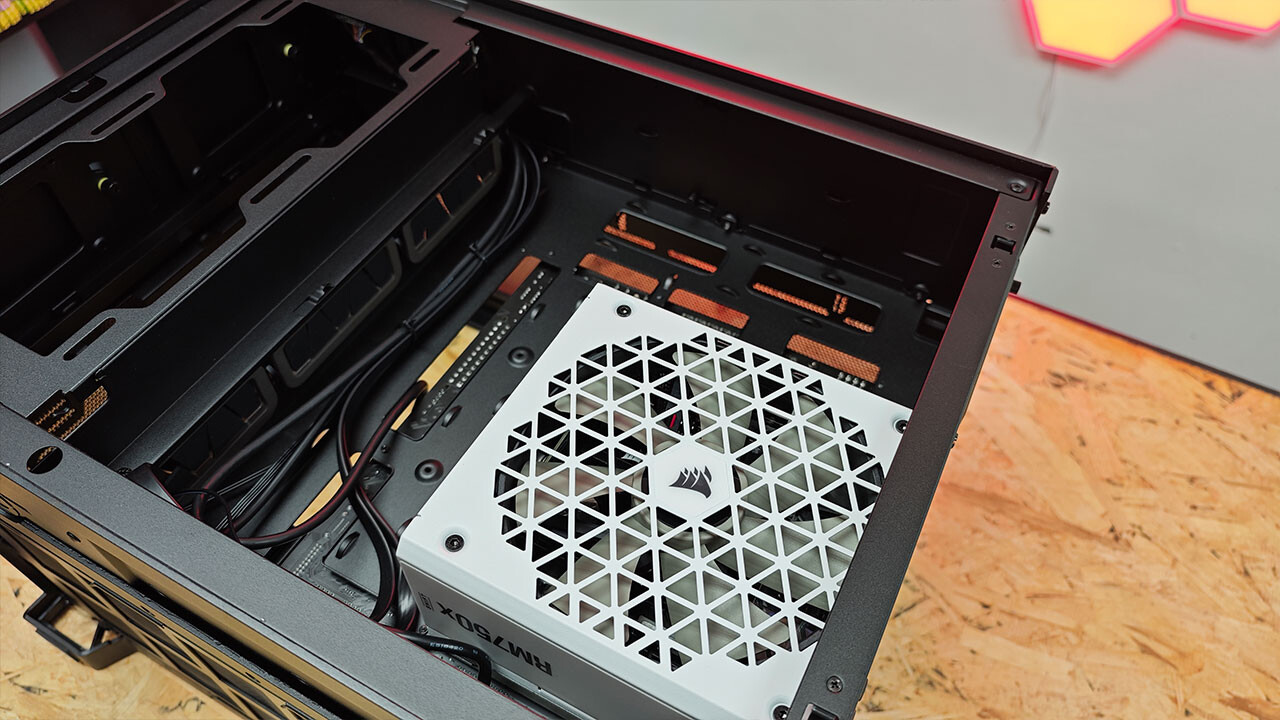 Corsair 2500D Airflow Pc Case Review