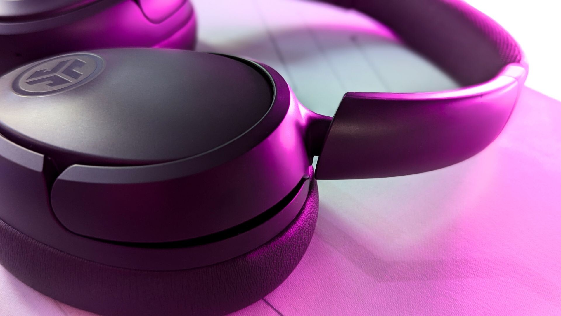 JLab JBuds Lux ANC Review