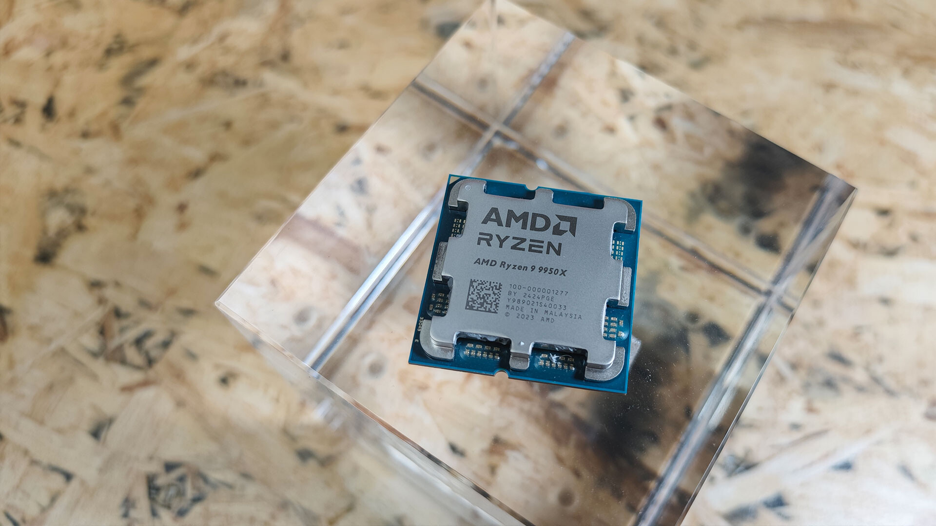 AMD Ryzen 9 9950X CPU Review