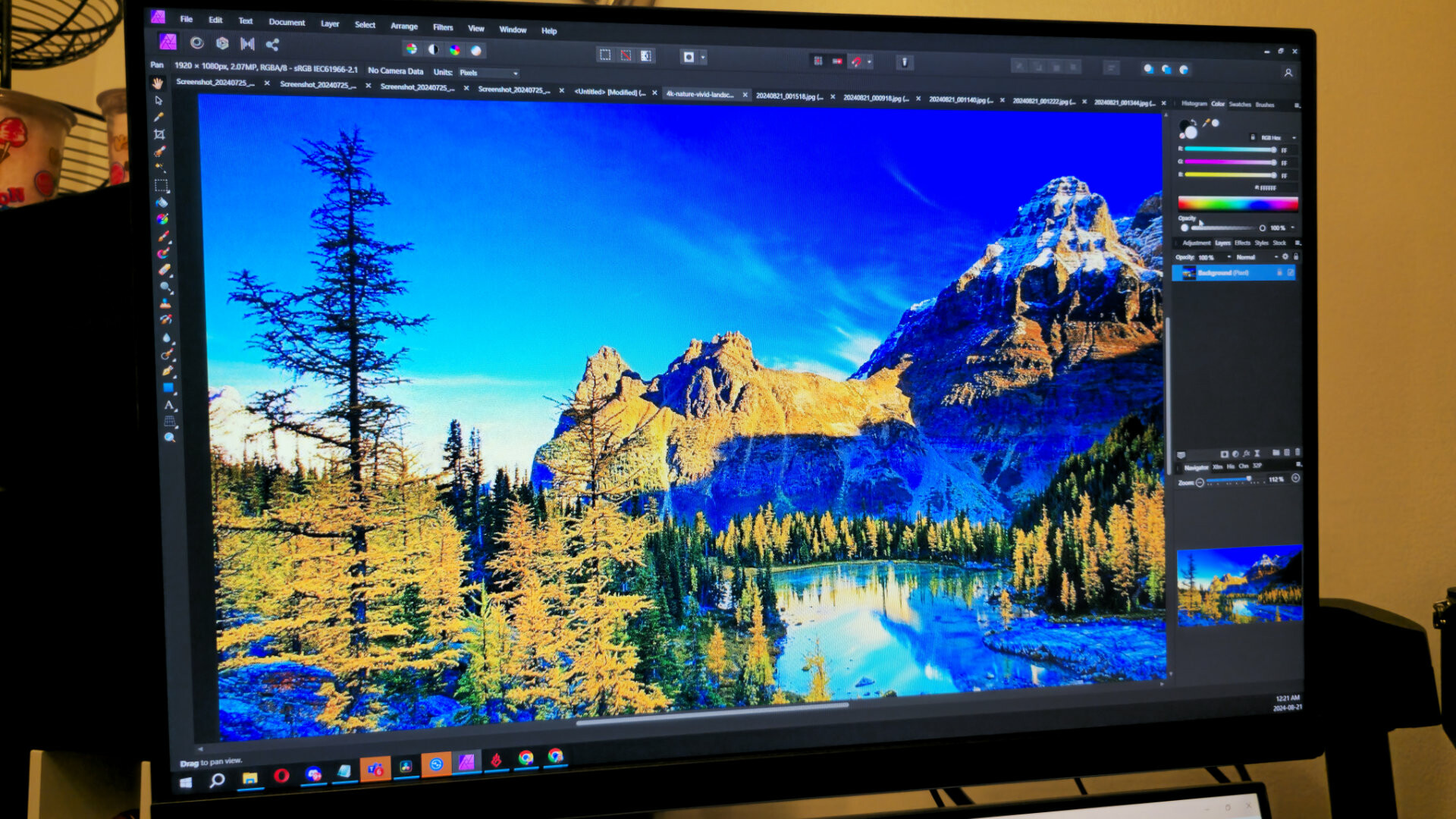 BenQ SW242Q 24" 2K Photographer Monitor Review