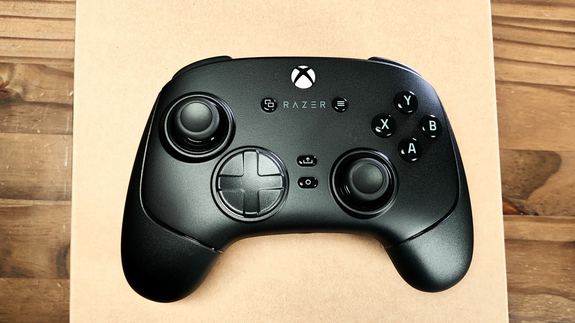 Razer Wolverine v3 Pro Wireless Controller Review