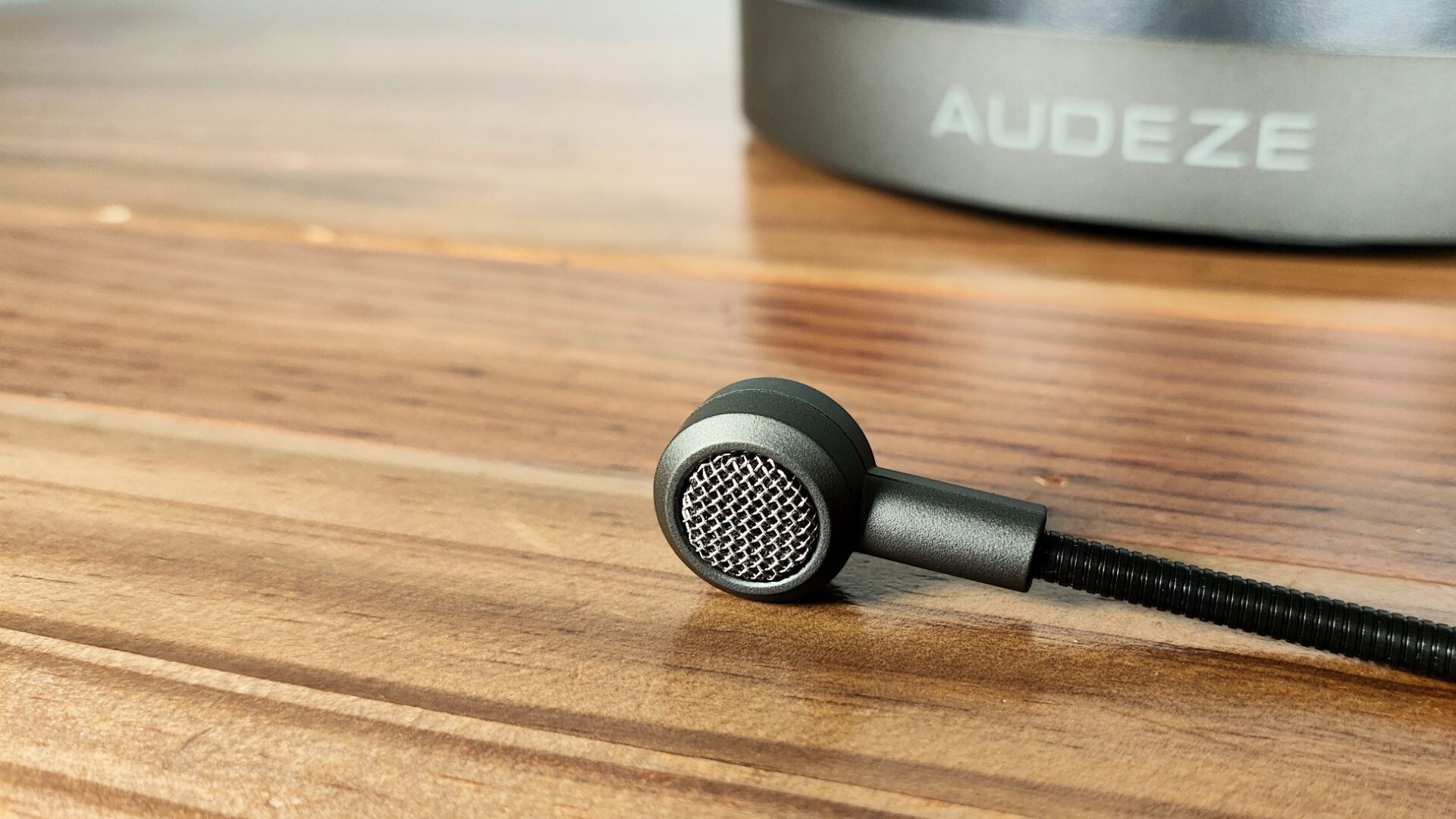 Audeze Maxwell Wireless Gaming Headset Review