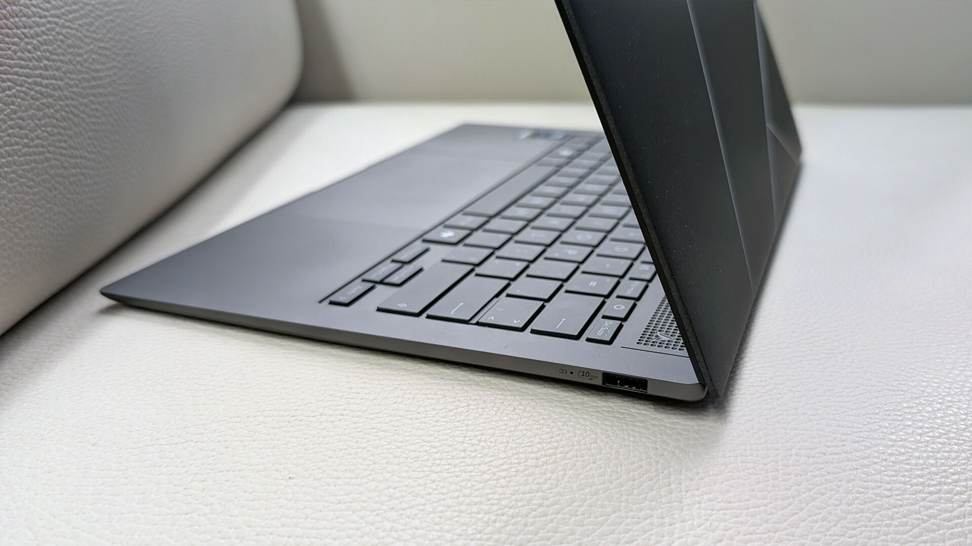 Asus Zenbook S14 Ux5406Sa Review
