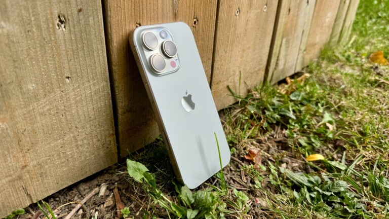 iPhone 16 Pro Smartphone Review