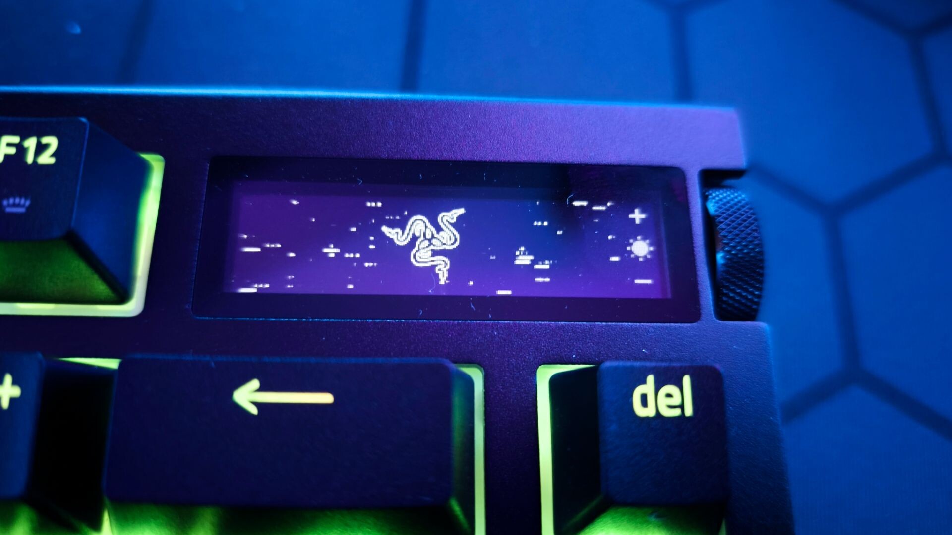 Razer Blackwidow V4 Pro 75% Keyboard Review