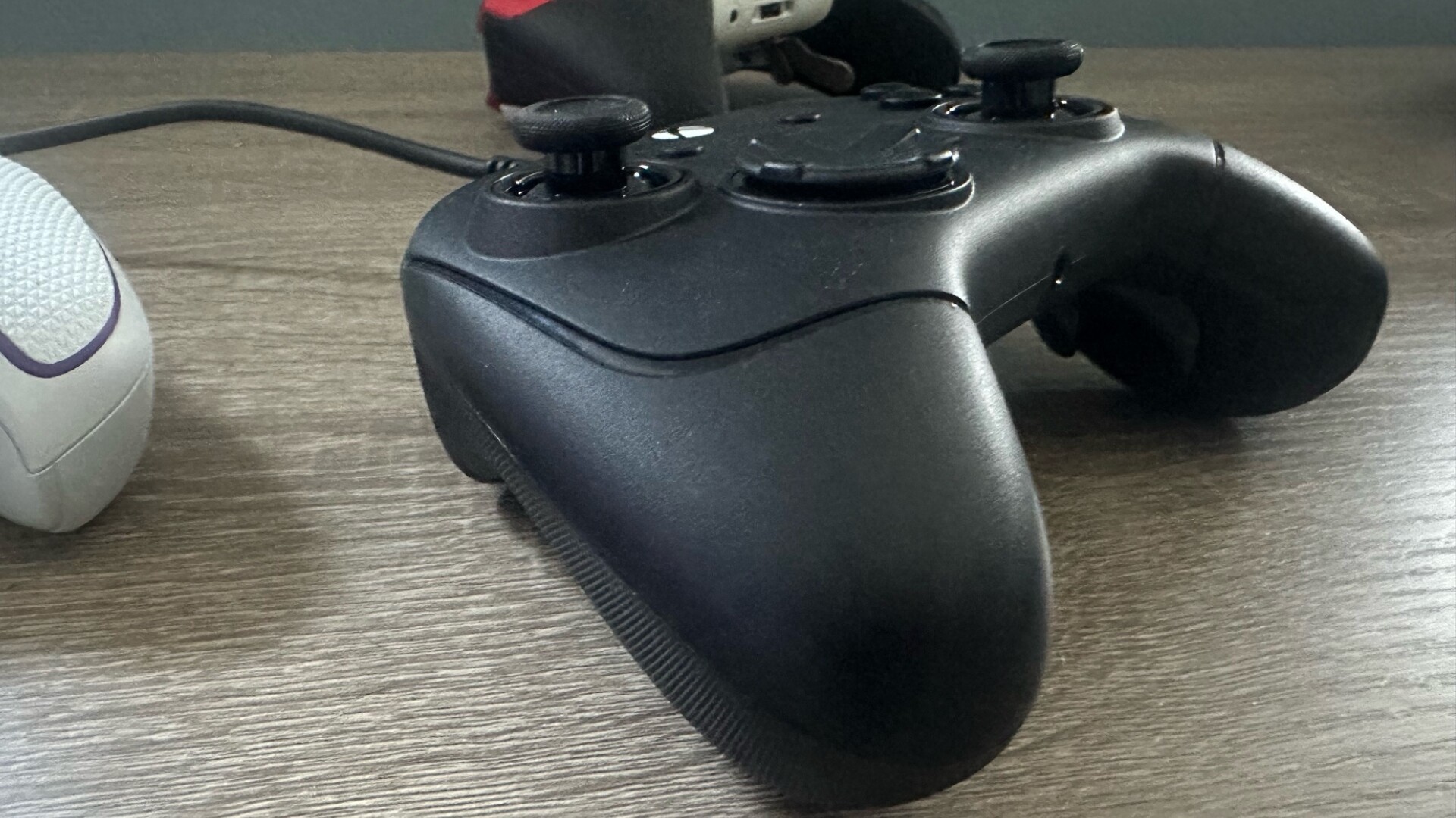 Razer Wolverine V3 Tournament Edition Wired Controller Review