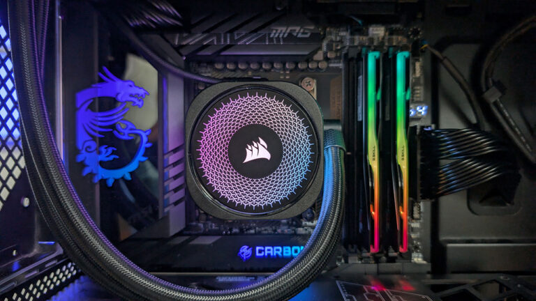 Corsair iCUE LINK TITAN 360 RX RGB AIO Cooler Review
