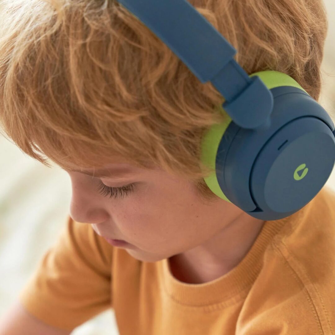 iClever BTH20 Headphones For Kids Review
