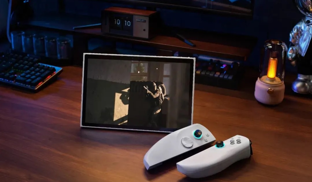Intel and Tencent Games Have Teamed Up To Create the 1st 3D PC Game Handheld