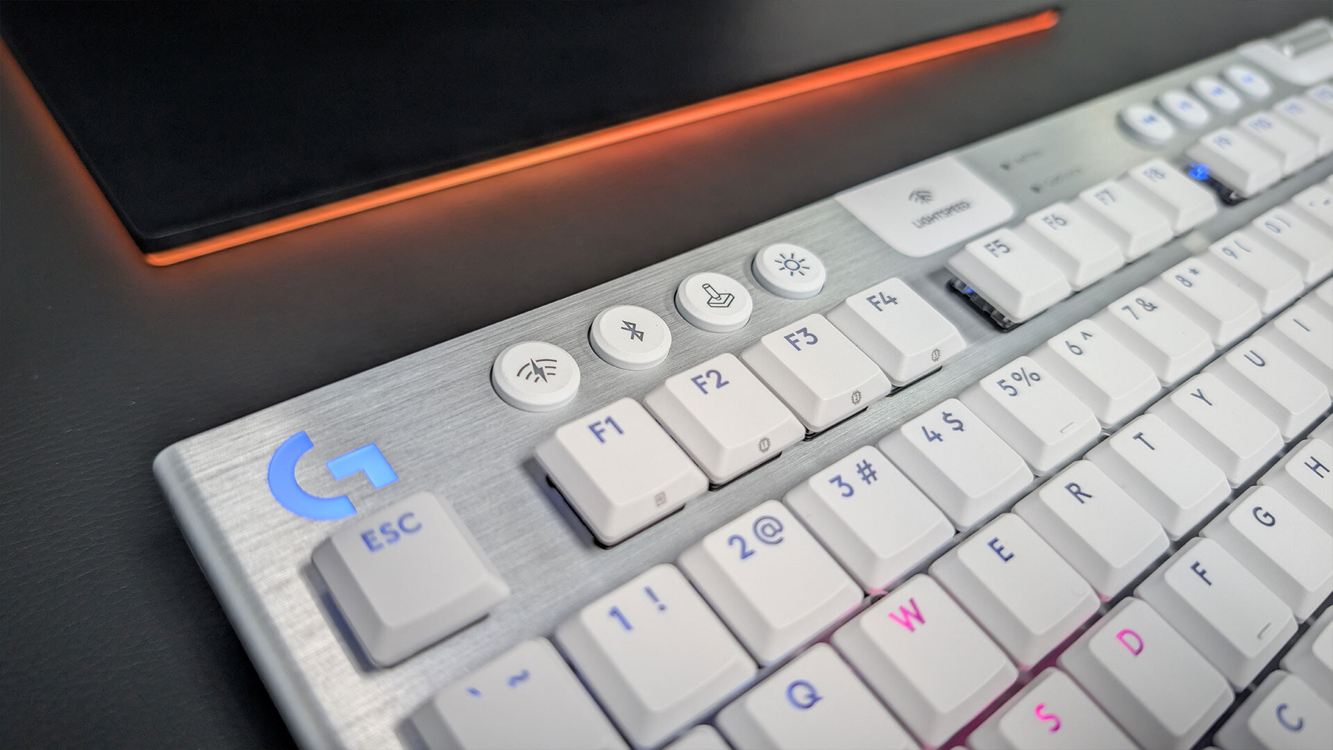 Logitech G915 X Lightspeed TKL Keyboard Review