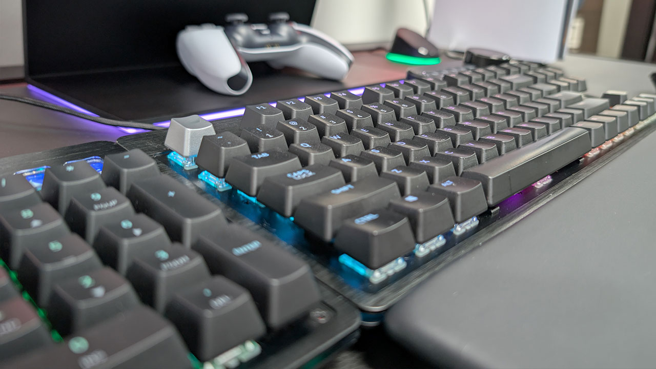 Mountain Everest Max Keyboard Review