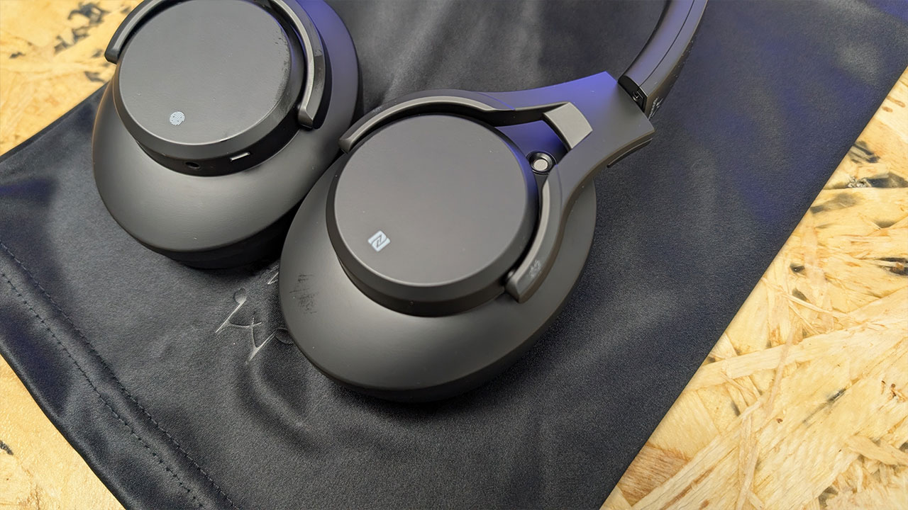 SoundMAGIC P58BT Headphone Review